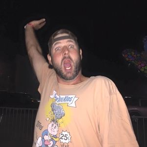 Meet your Posher, Aaron